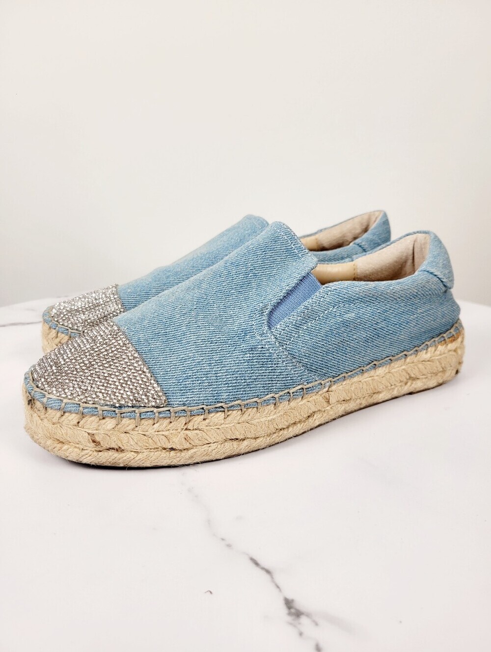 Kendall & Kylie Blue Denim Silver Stone Shoes Size: 6M US